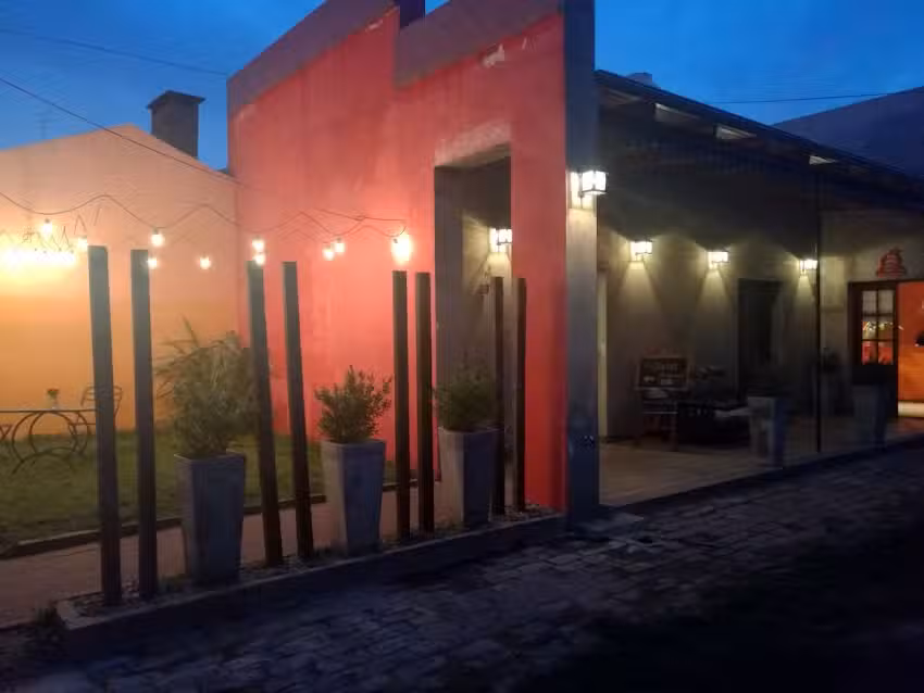 Algo Rico &ndash; Pasta y S&aacute;ndwiches de Miga.