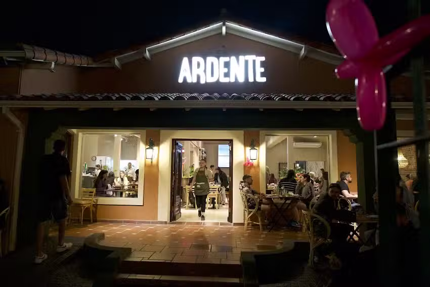 Ardente Restaurante Pizzer&iacute;a