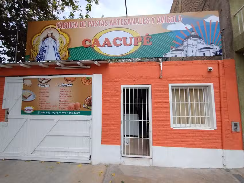 Av&iacute;cola y f&aacute;brica de pastas CAACUP&Eacute;