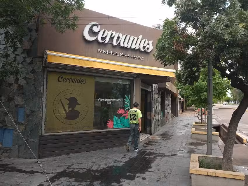 Cervantes PANIFICADOS & PASTAS