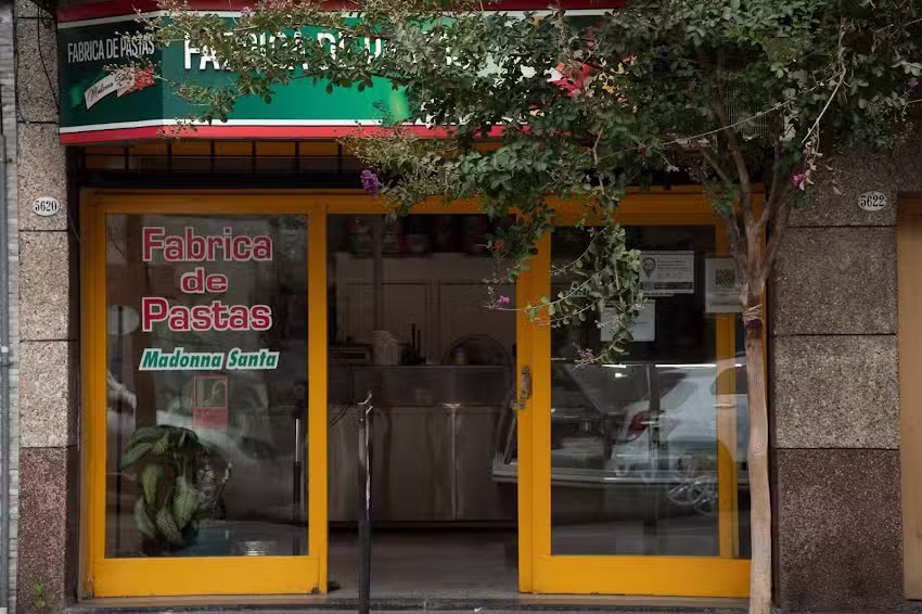 F&aacute;brica de Pastas &ndash; Madonna Santa