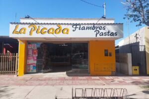 La picada pastas y fiambres