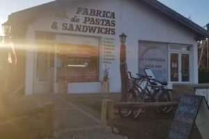 Pastandina pastas caseras y sandwichs