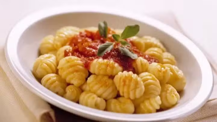 Restaurante La Primera de Espa&ntilde;a &ndash; F&aacute;brica de Pastas