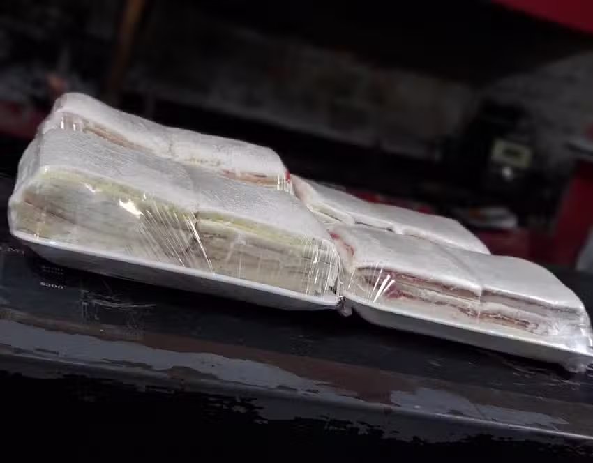 Rotiseria Y Pastas &ldquo;La T&iacute;a&rdquo;